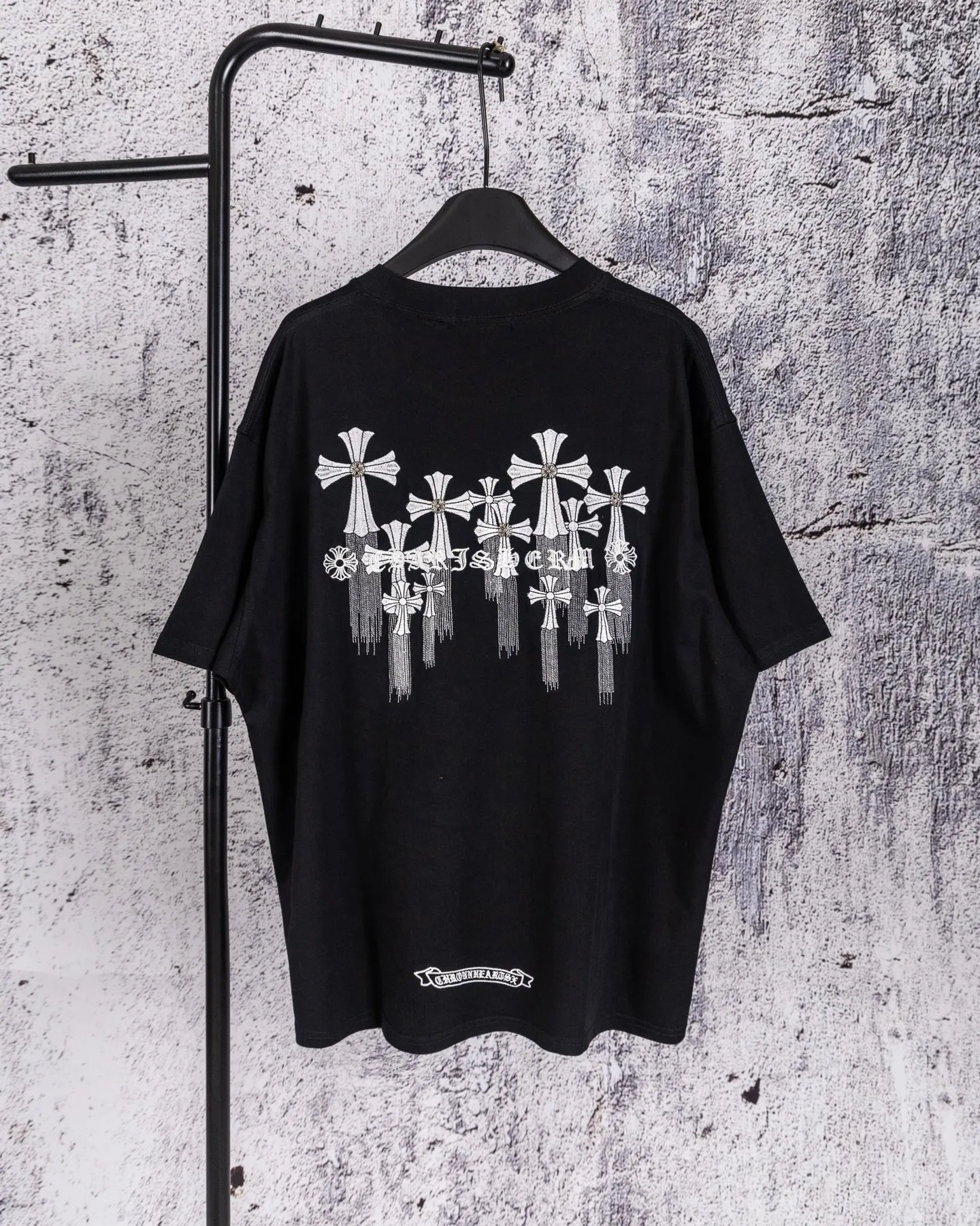 105 Chrome hearts CH 26ss T ， Color Change！ Classic ， ， ， 。 Breathable， ， Same Style 。 ， ， 、 、 。 Authentic ， ， ， Versatile ， 、 Retro ！ Size：s—xl ：Black White